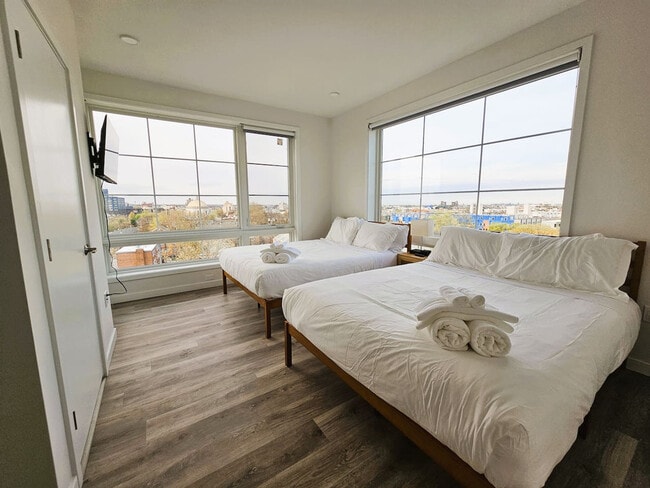 Photo - 501 N Perth St Unit ID1289475P