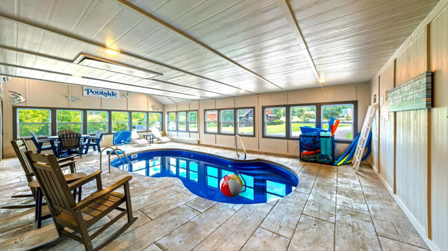 Building Photo - 3501 Autumn Woods Ln Unit ID1226183P