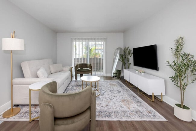 Building Photo - 4301 W Cleveland St Unit ID1365975P