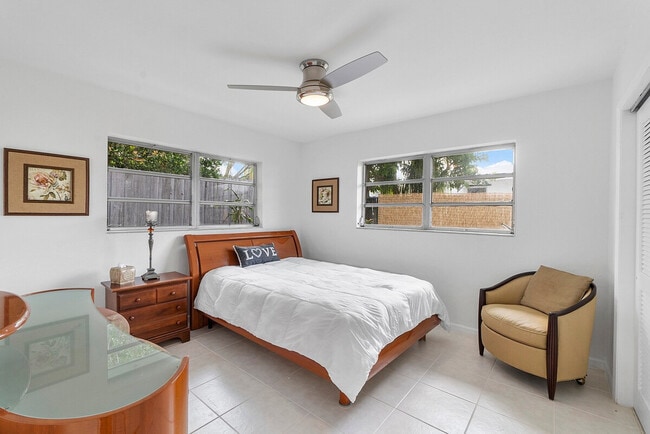 Photo - 2270 SE 5th St Unit SI ID1581778P