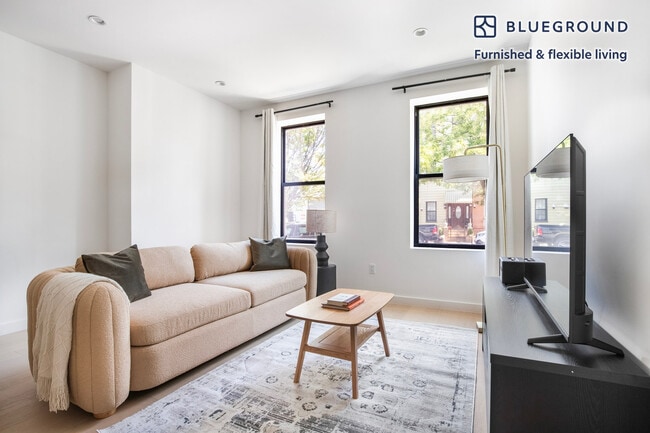 Building Photo - 285 Kingsland Ave Unit FL1-ID2078