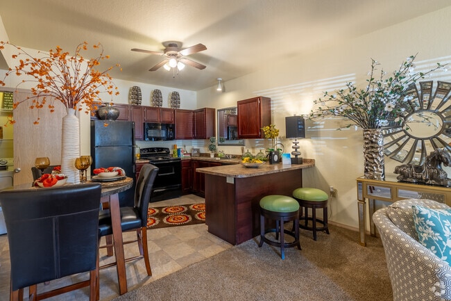 2BR, 2BA- 1093SF- Kitchen Area - The Greens on Aspen