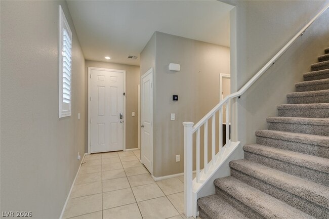 Photo - 9726 Cluny Ave