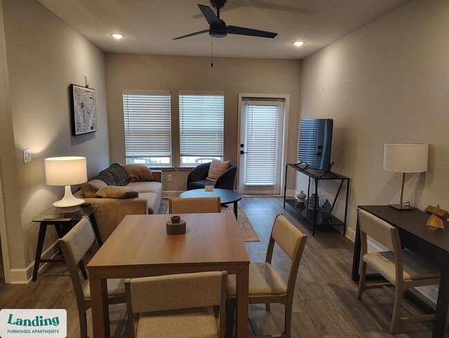 Building Photo - 120 NW 148th Terrace Unit 501.1410481