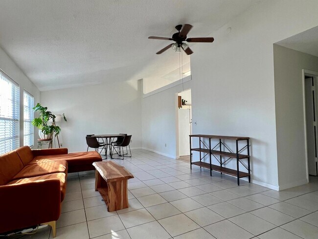 Photo - 7787 Ridgewood Dr