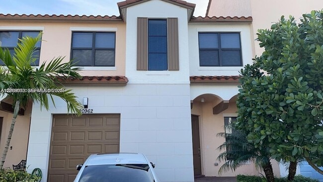 Building Photo - 20962 NW 1st Dr