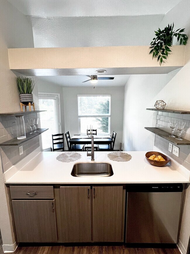 Photo - Bull Mountain