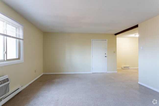 Living Room - Brookgate Apartments