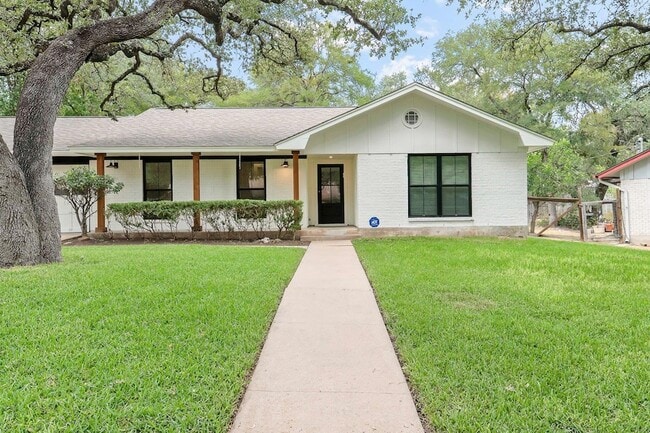 Photo - 8806 Ridgehill Dr
