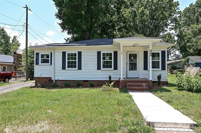 Building Photo - 6225 Macon St