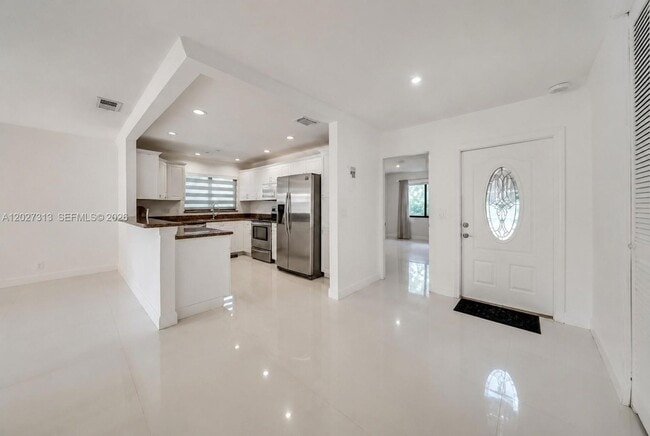 Photo - 36 Chestnut Cir