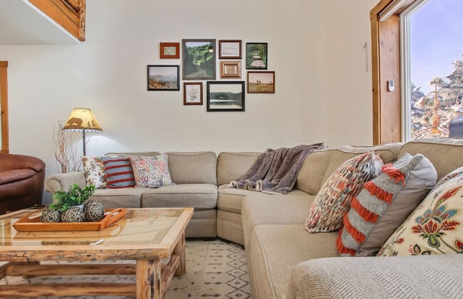 Photo - 130 Par Dr Unit ID1250656P