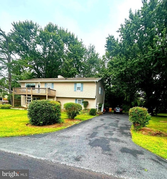 Photo - 122 E Bay View Dr