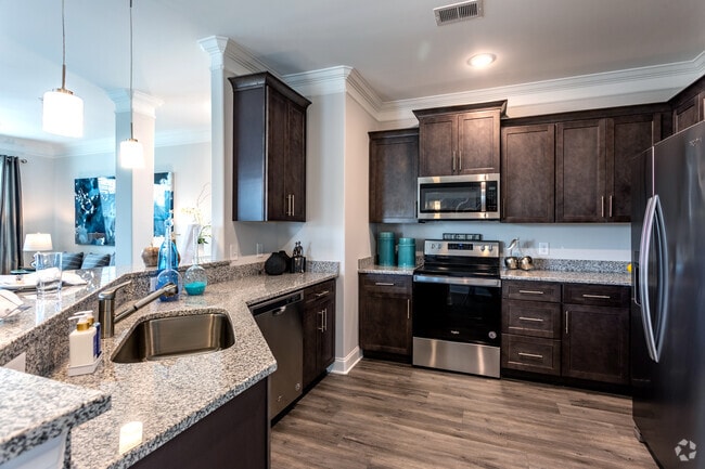 1BR, 1BA - 934 SF - Villages at Raleigh Beach
