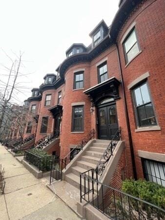 Photo - 93 E Brookline St Unit 2