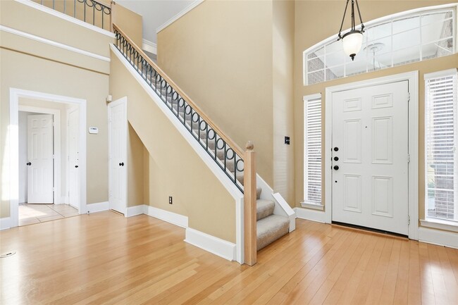 Photo - 5518 Australia Ct