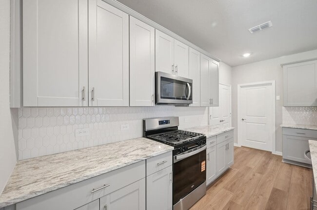 Photo - 1412 Bridgestone Dr