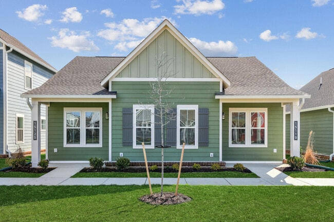 Photo - Hamlet Watkins Centre - Homes & Townhomes for Rent
