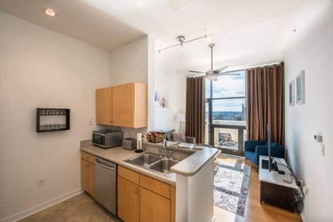 Photo - 715 N Church St Unit ID1367387P