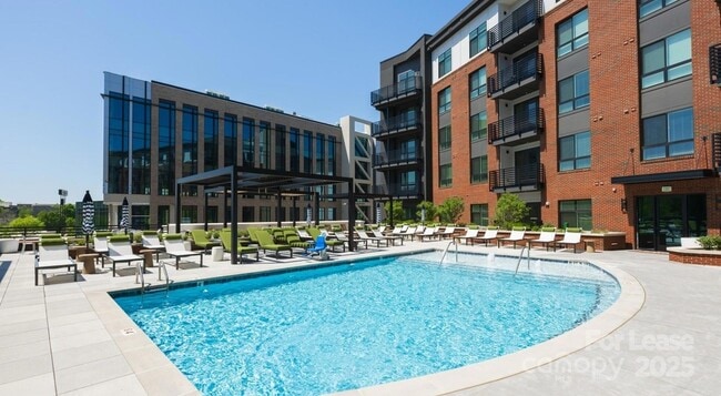 Photo - 1711 Commonwealth Ave Unit B1