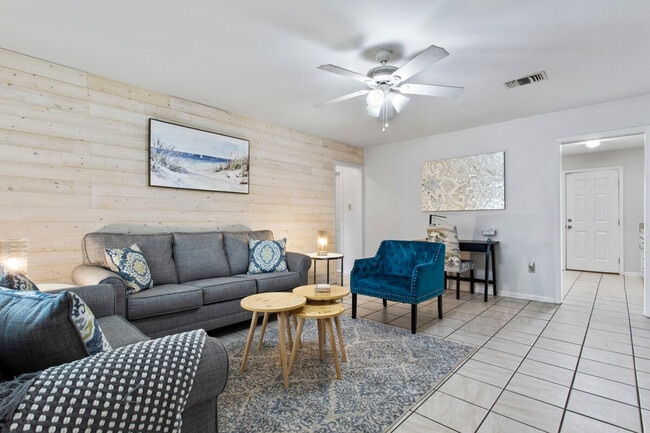 Photo - 805 Lewis Ave Unit SI ID1473629P