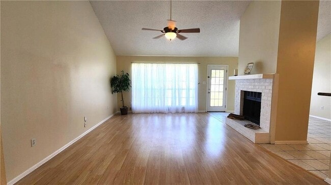 Photo - 310 Audubon Dr