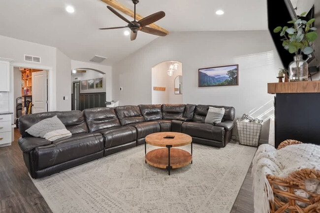 Photo - 304 Cliff Swallow Ave Unit SI ID1460930P