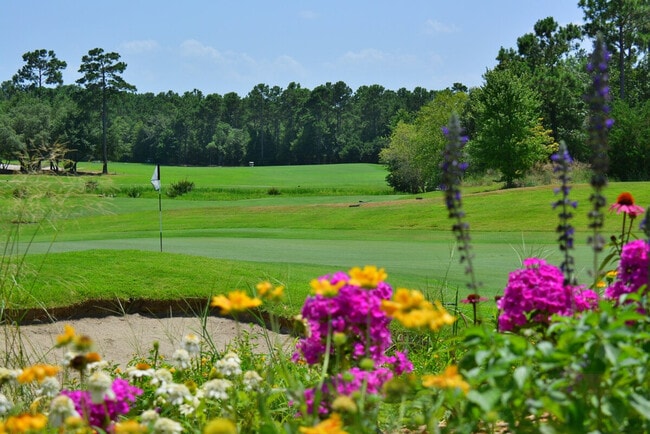 Photo - 390 Pinehurst Ln Unit SI ID1253447P