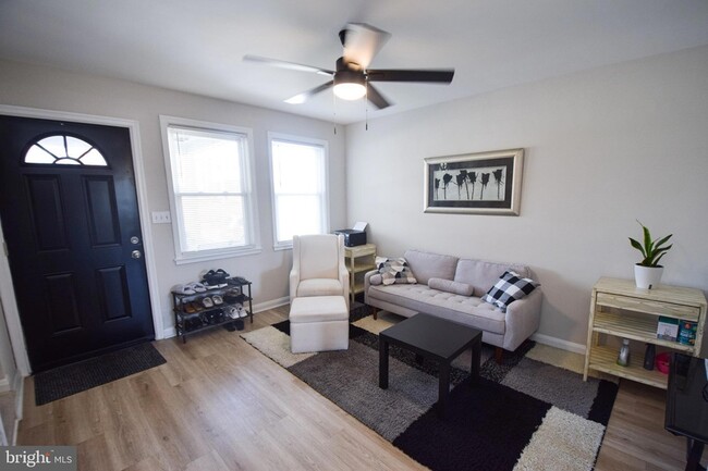 Photo - 1629 Searles Rd