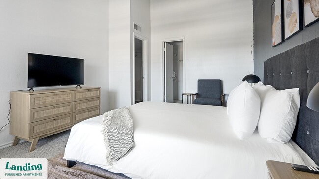 Photo - 1071 Clayton Ln Unit M1012.1407619