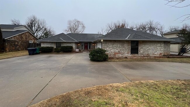 Building Photo - 12510 Maple Ridge Rd