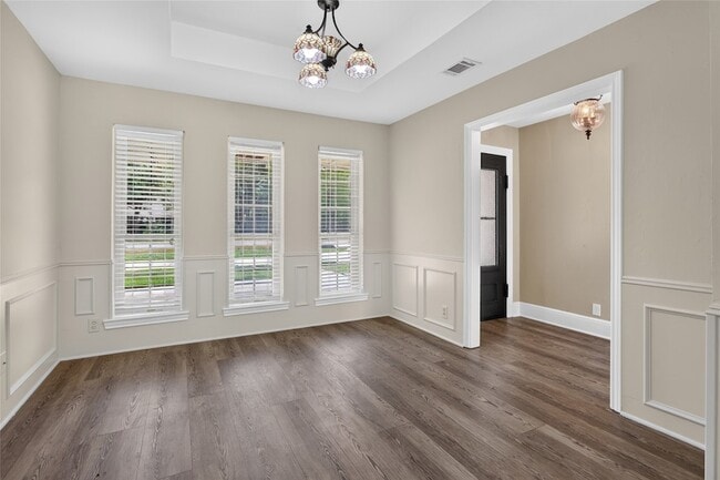 Photo - 1400 Emerald Cir