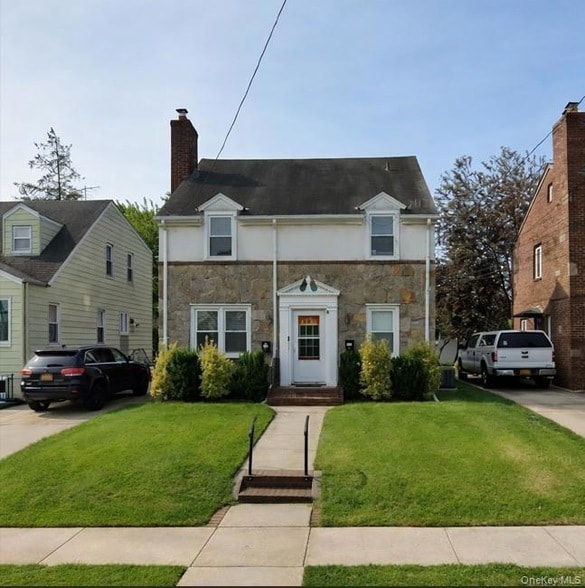 Photo - 69 Sheridan Ave Unit 2nd Floor