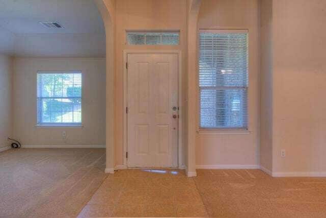 Photo - 225 Lexington Dr