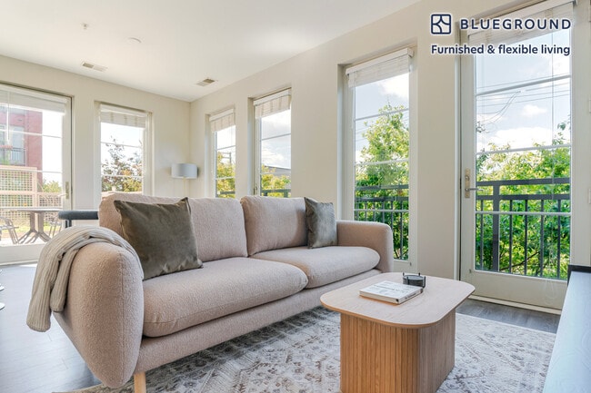 Building Photo - 7131 Arlington Rd Unit FL2-ID1190