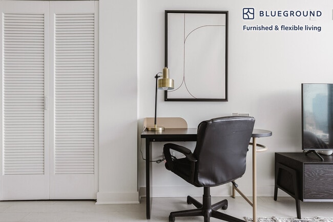 Photo - 1035 W Van Buren St Unit FL27-ID1161