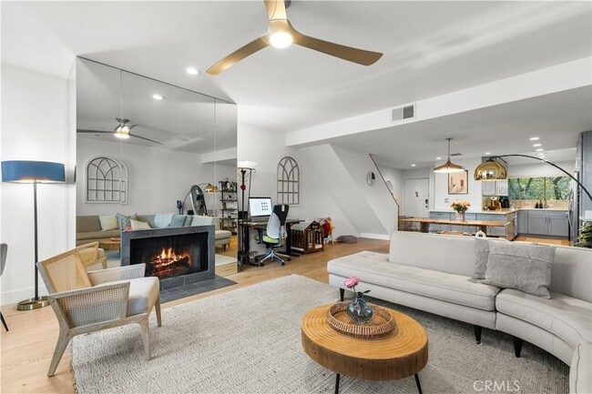 Photo - 3880 Fredonia Dr Unit D