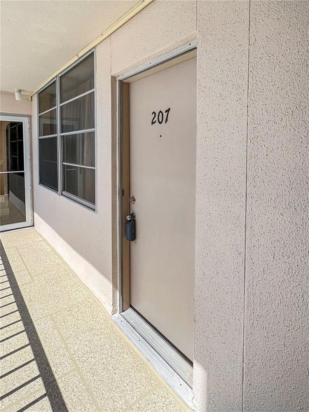 Photo - 7645 Sun Island Dr S Unit 207