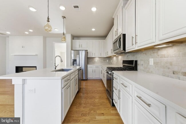 Photo - 13331 Launders St