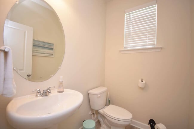 Photo - 596 McLernon Trce Unit SI ID1541208P