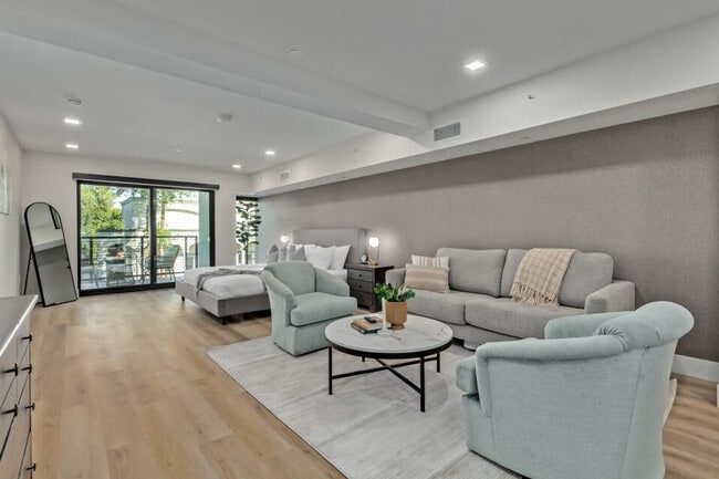 Building Photo - 4238 N Craftsman Ct Unit SI FL2-ID1558681P