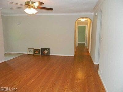 Photo - 2233 Paris St