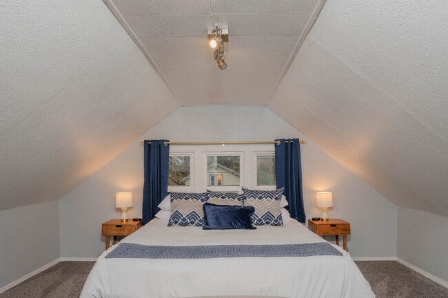 Photo - 714 Jefferson St Unit ID1061632P