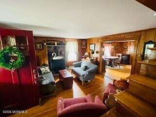 Photo - 214 Howe St