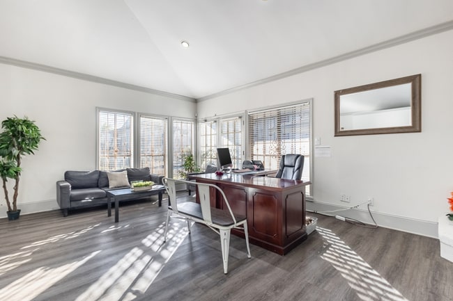 Photo - Timber Ridge