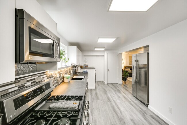 Photo - 10509 165th Pl NE Unit SI ID1386067P