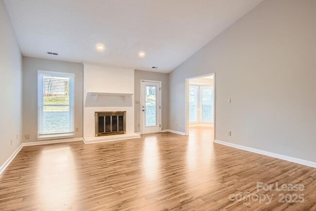 Photo - 7201 Canyon Dr