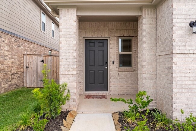 Photo - 14483 Cedar Ledge Ln
