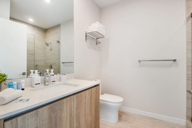 Photo - 3900 Biscayne Blvd Unit SI ID1023478P