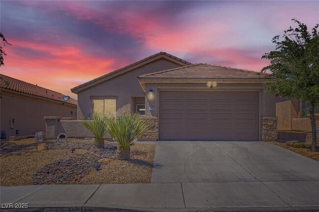 Photo - 2724 Mintlaw Ave